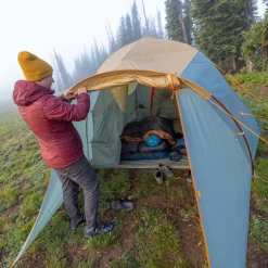 Bunk House 4 Freestanding 4 Person Dome Tent