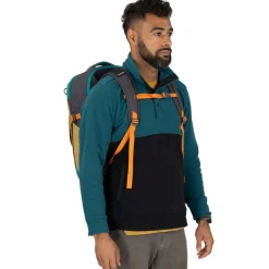 Daylite Carry-On Travel Pack 35L