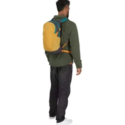 Daylite Expandable 26+6 Travel Backpack