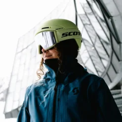 Flow Pro MIPS Ski/Snowboard Helmet