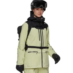Nirvana 22L Women's Ski & Snowboard Backpack