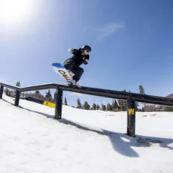 Optisym Women's Park/Freestyle Snowboard 2025