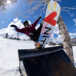Optisym Women's Park/Freestyle Snowboard 2025