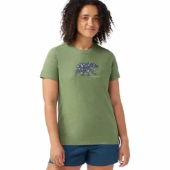Osa Vega Graphic Women's Short Sleeve T-Shirt