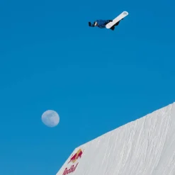 Process Flying V All Mountain/Freestyle Snowboard 2026
