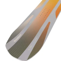 Push Up Women's All Mountain/Freestyle Snowboard 2026
