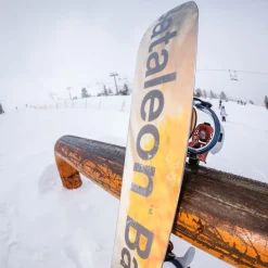 Push Up Women's All Mountain/Freestyle Snowboard 2026