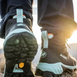 Sapuen High Gore-Tex Women's Hiking Boots