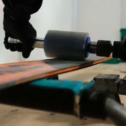 Snowboard & Ski Base Glide Workshop Service