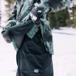 Upton Anorak Women's Snowboard/Ski Jacket