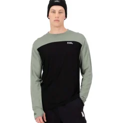 Yotei Merino Long Sleeve Base Layer Top