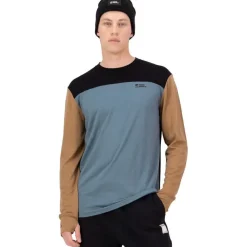 Yotei Merino Long Sleeve Base Layer Top