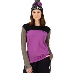 Yotei Merino Women's Long Sleeve Base Layer Top