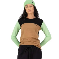 Yotei Merino Women's Long Sleeve Base Layer Top